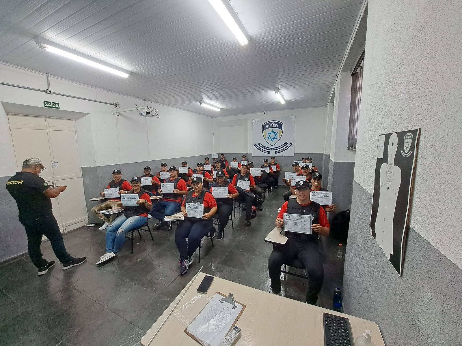Turma em aula teórica no Centro de Formação Berbel